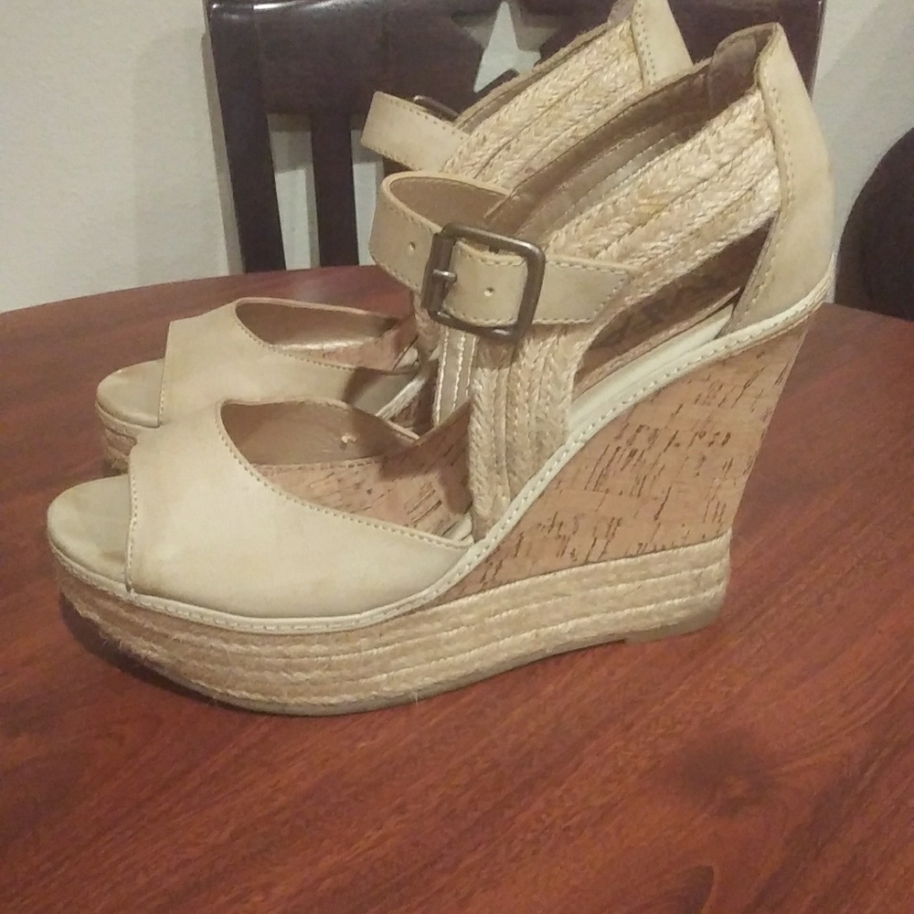 MIA wedge - Picture 6 of 7